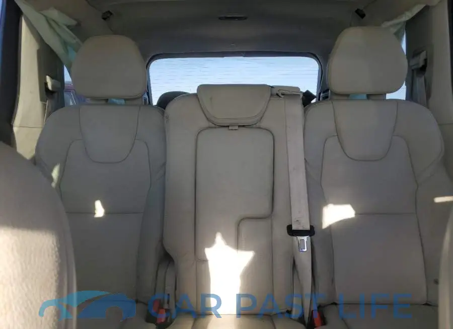 YV4A22PK4L1550301# 10