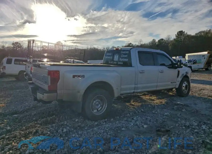 1FT8W4DT5JEC90592# 3