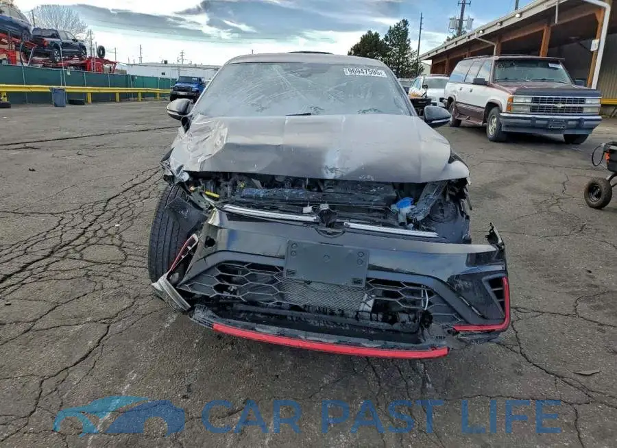 3VW2T7BU2SM008137# 5