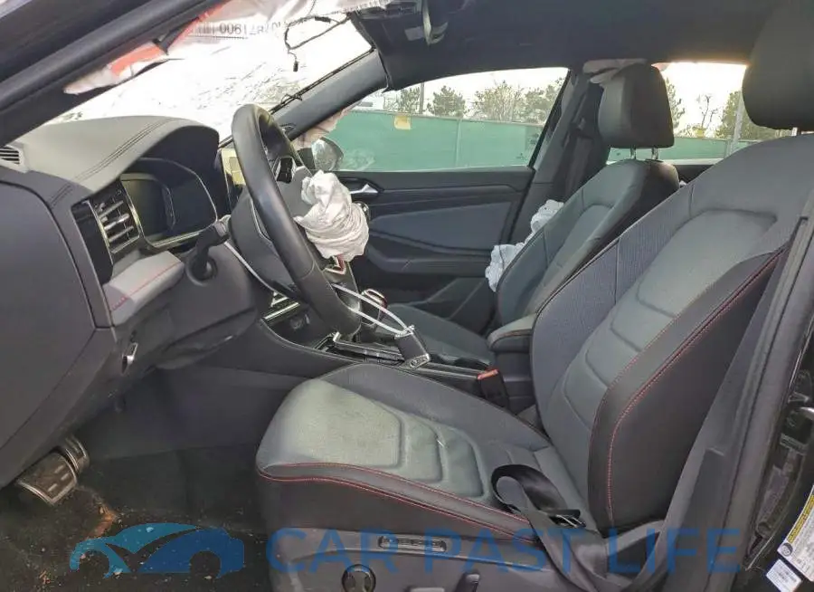3VW2T7BU2SM008137# 7