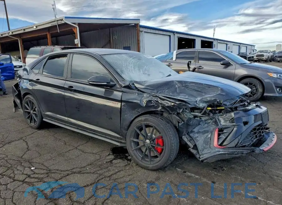 3VW2T7BU2SM008137# 4