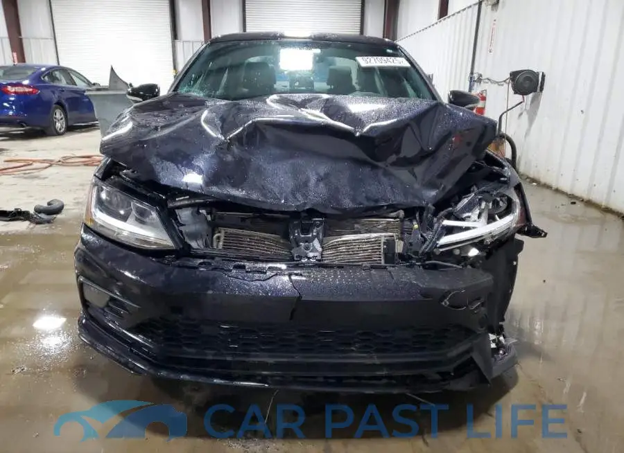 3VW4T7AJXHM403627# 5