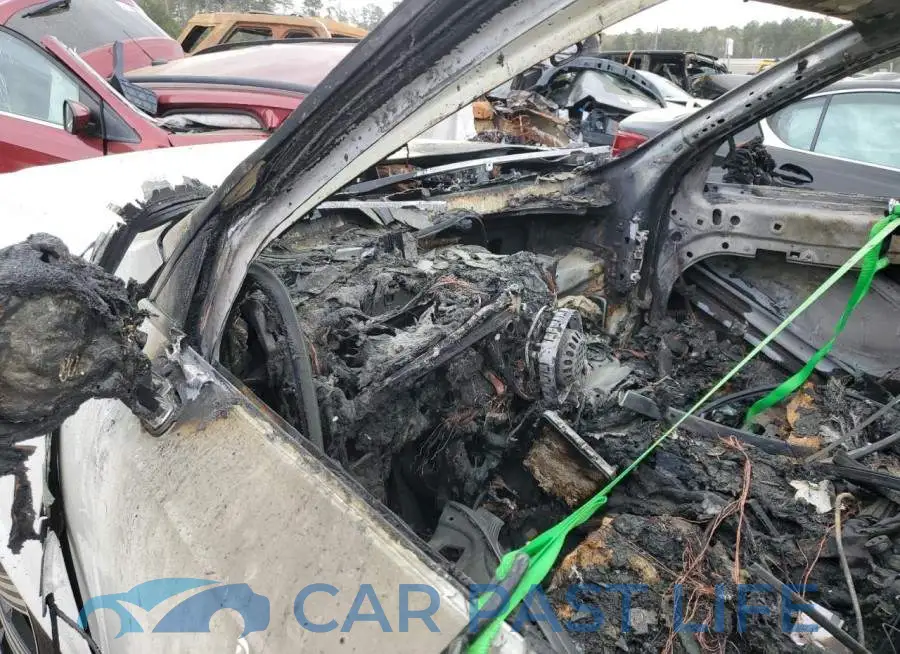 YV4102PK5L1623228# 9