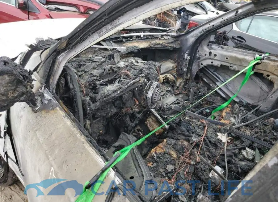 YV4102PK5L1623228# 8