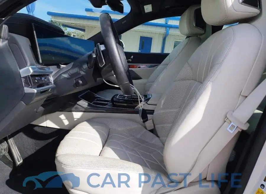 WBA33EJ07PCM12311# 7