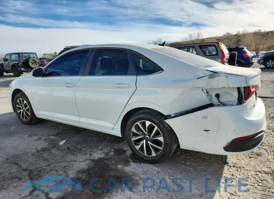 3VW5M7BU8PM026028# 2