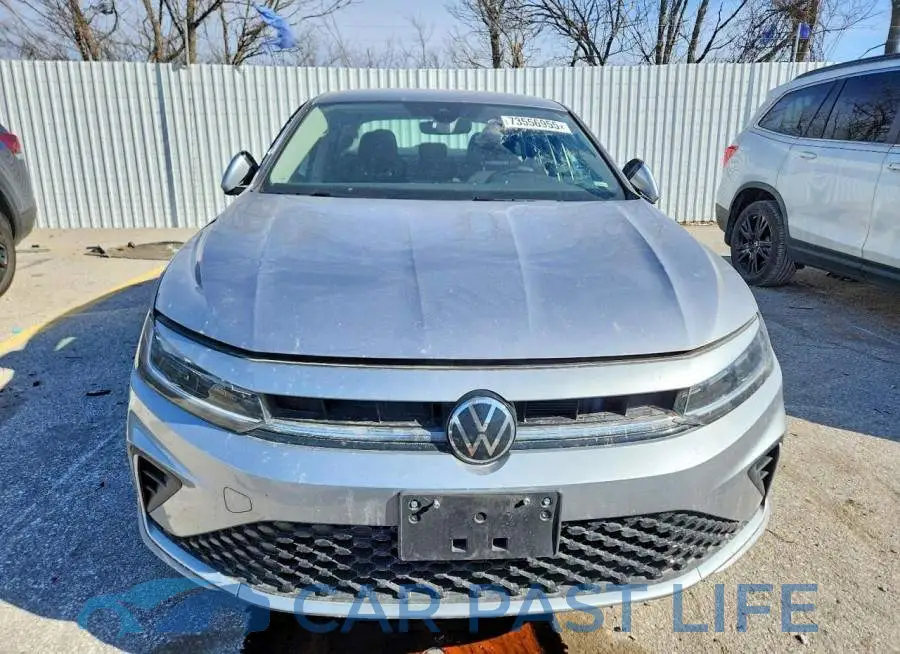 3VW5X7BU6SM011513# 5
