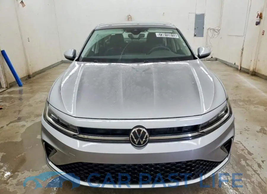 3VW5X7BU6SM027050# 5