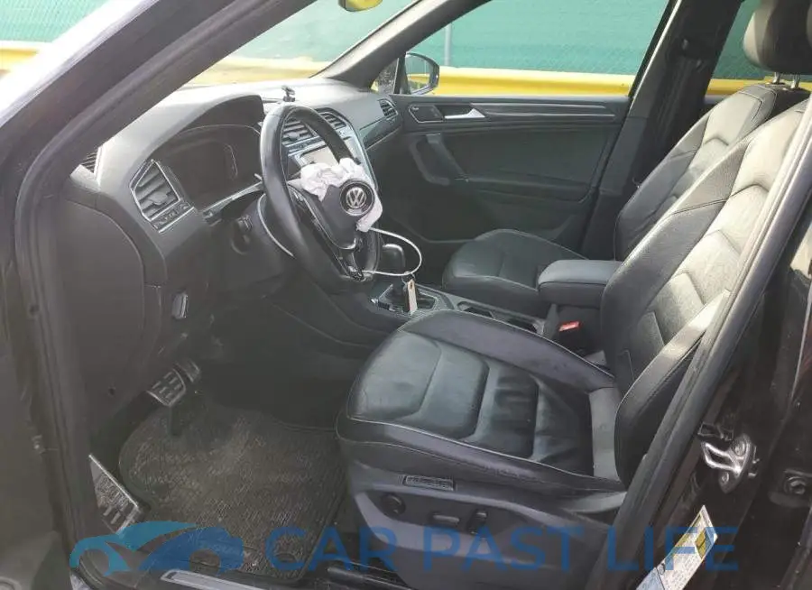 3VV4B7AX1LM175294# 7