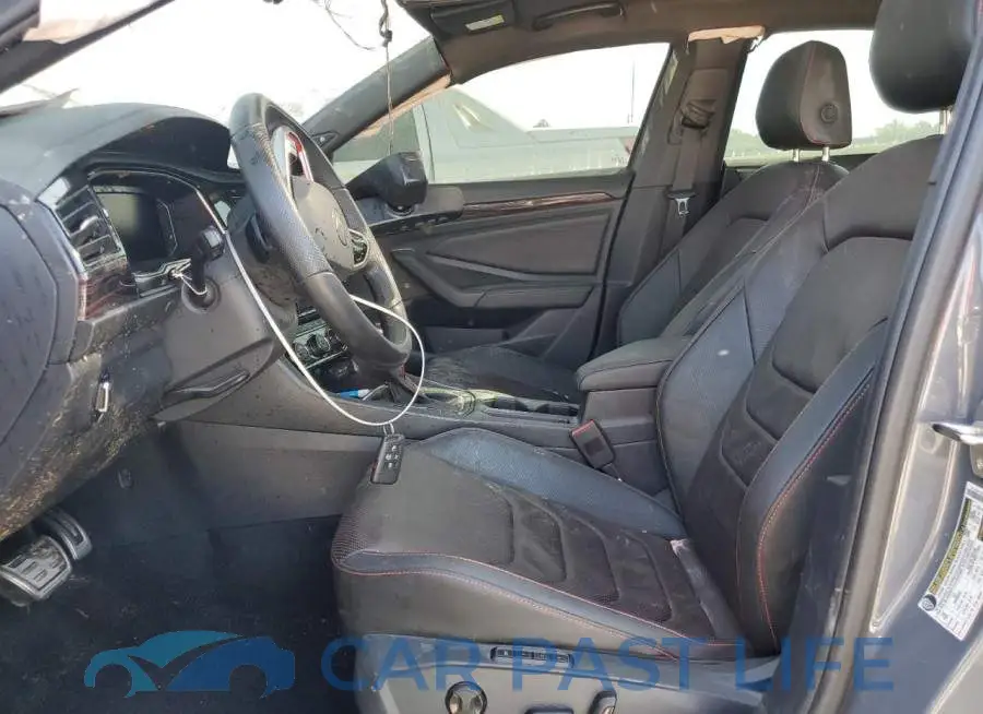 3VW2T7BU1RM070526# 7