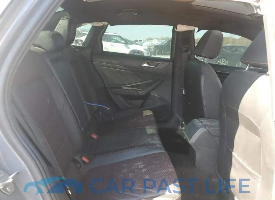 3VW2T7BU1RM070526# 10