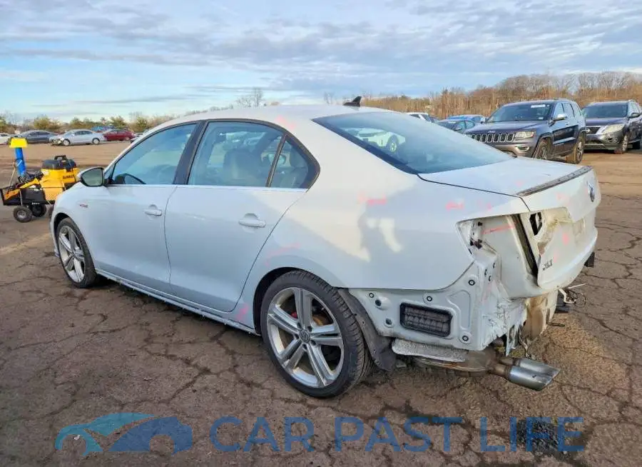 3VW4T7AJ3HM318046# 2