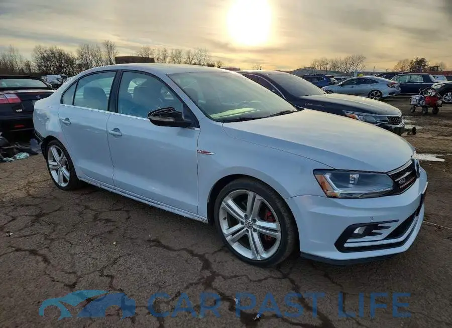 3VW4T7AJ3HM318046# 4