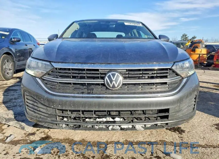 3VW5M7BU4PM036961# 5