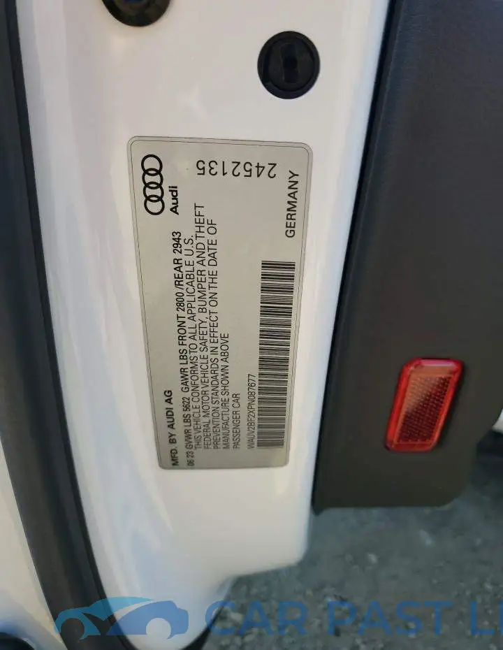 WAUV2BF2XPN087677# 12