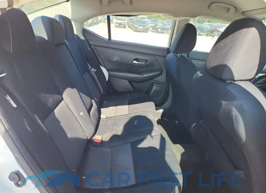 3N1AB8CV8MY275411# 10