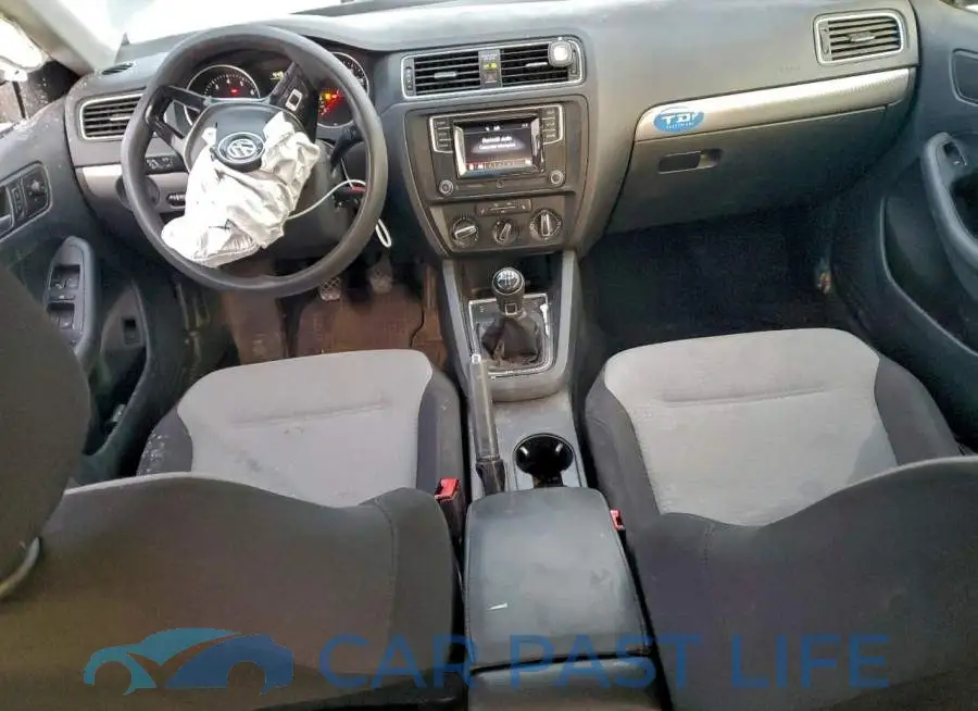 3VW167AJ4JM203570# 8
