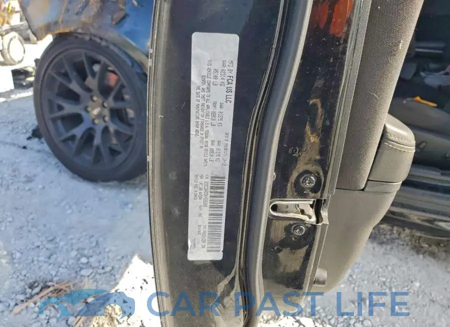 2C3CDXHG5KH526560# 12