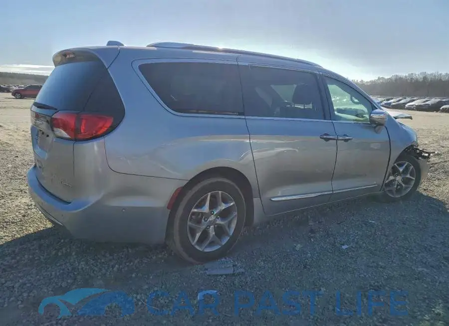 2C4RC1GGXJR226173# 3