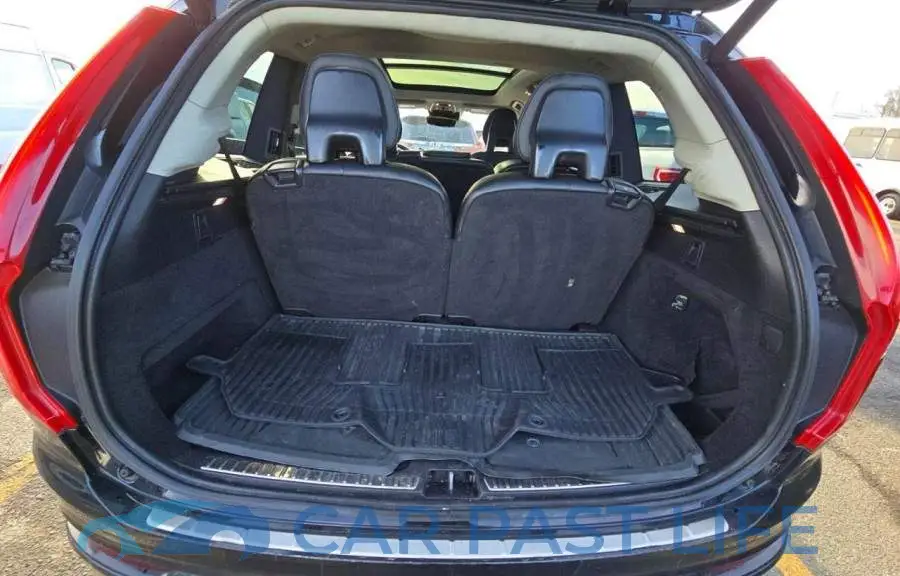 YV4102PK7L1611372# 12