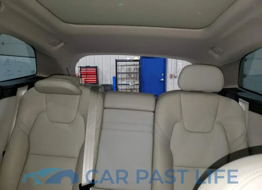YV4102RK2M1836300# 10