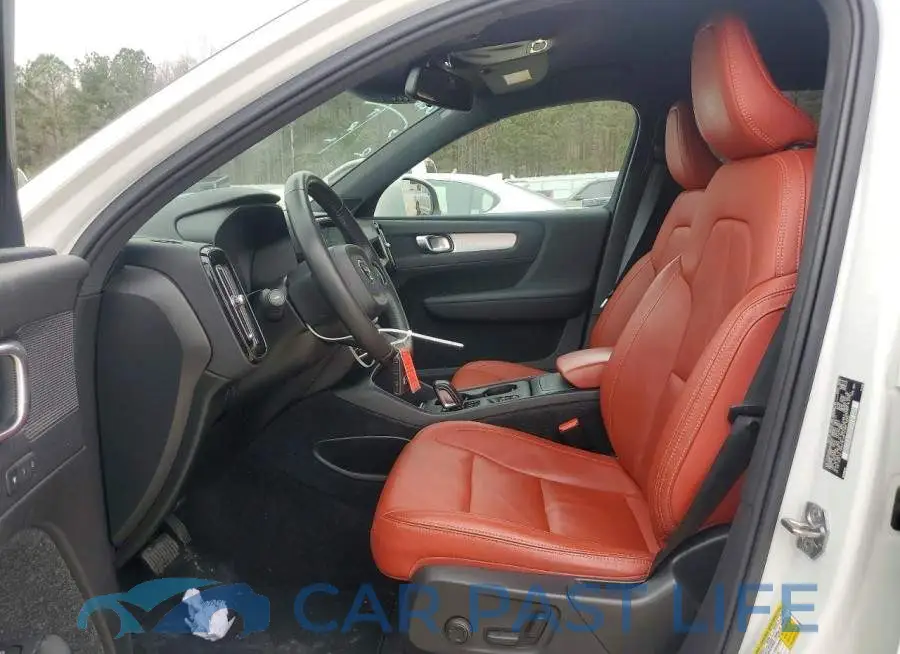 YV4162XZ5K2005749# 7