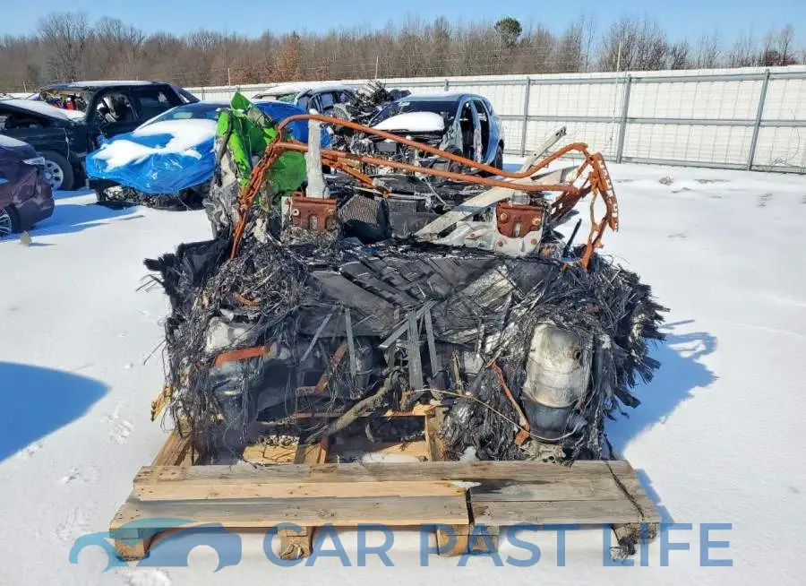 ZHWUT5ZF9MLA17679# 6