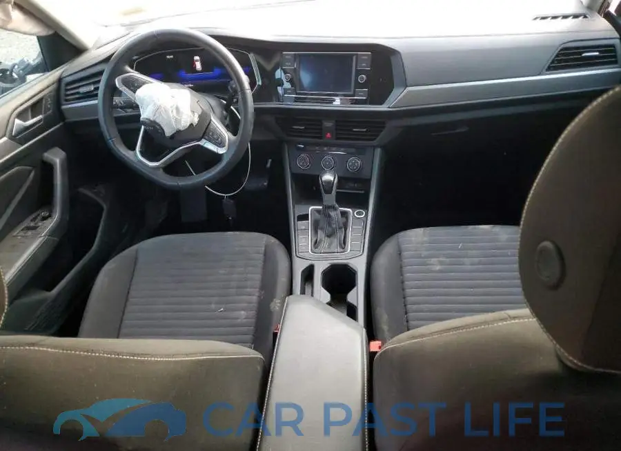 3VW5M7BU7RM015931# 8
