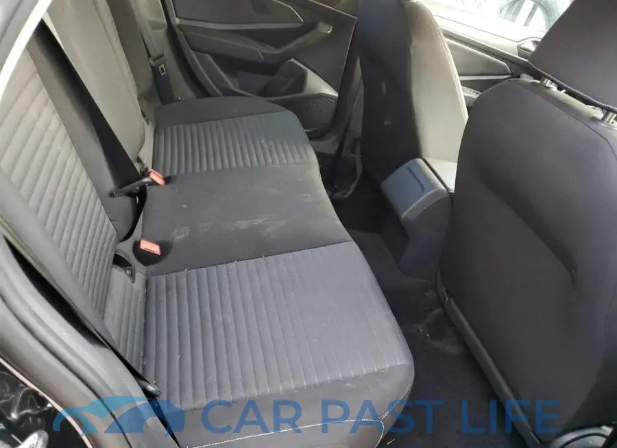 3VW5M7BU7RM015931# 10