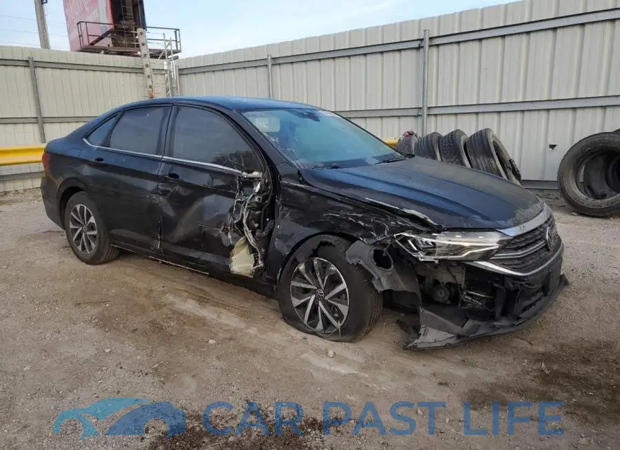 3VW5M7BU7RM015931# 4