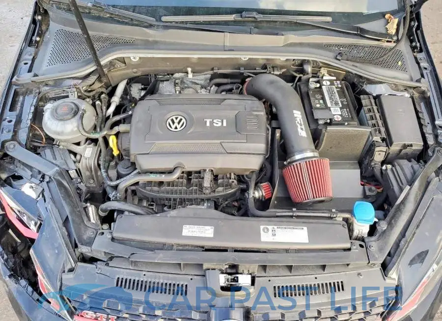 3VW5T7AUXLM009844# 8