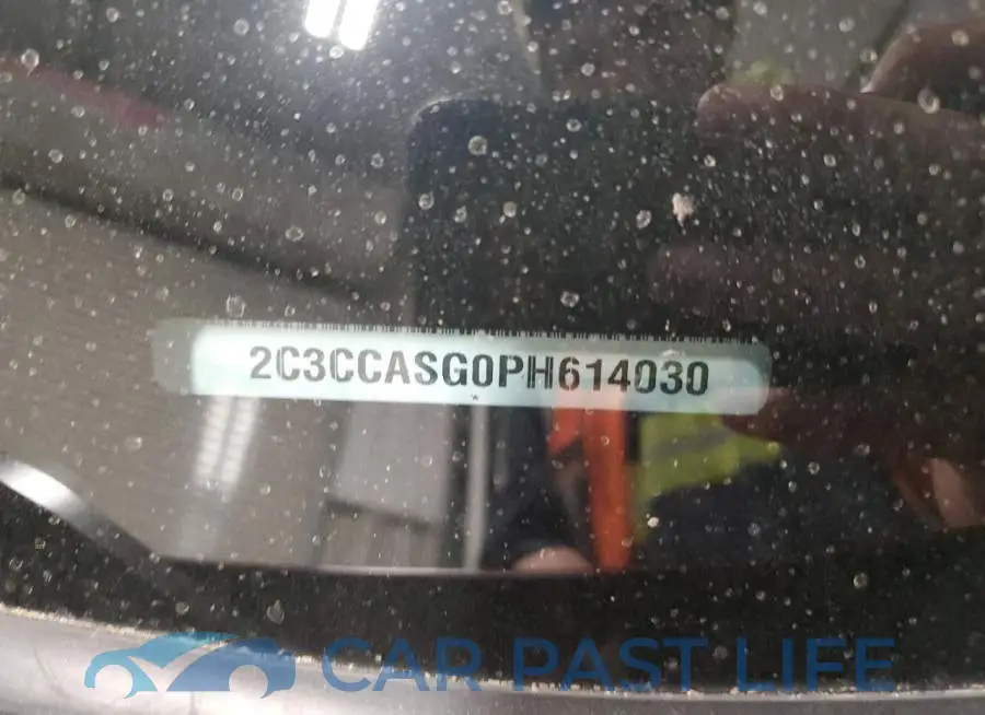 2C3CCASG0PH614030# 12