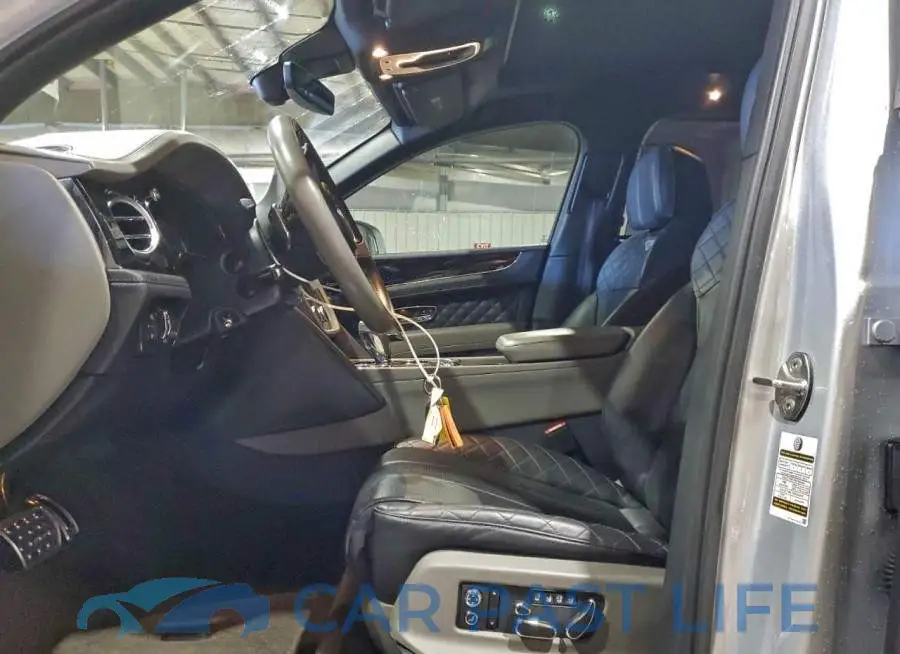SJAAC2ZV6JC017487# 7