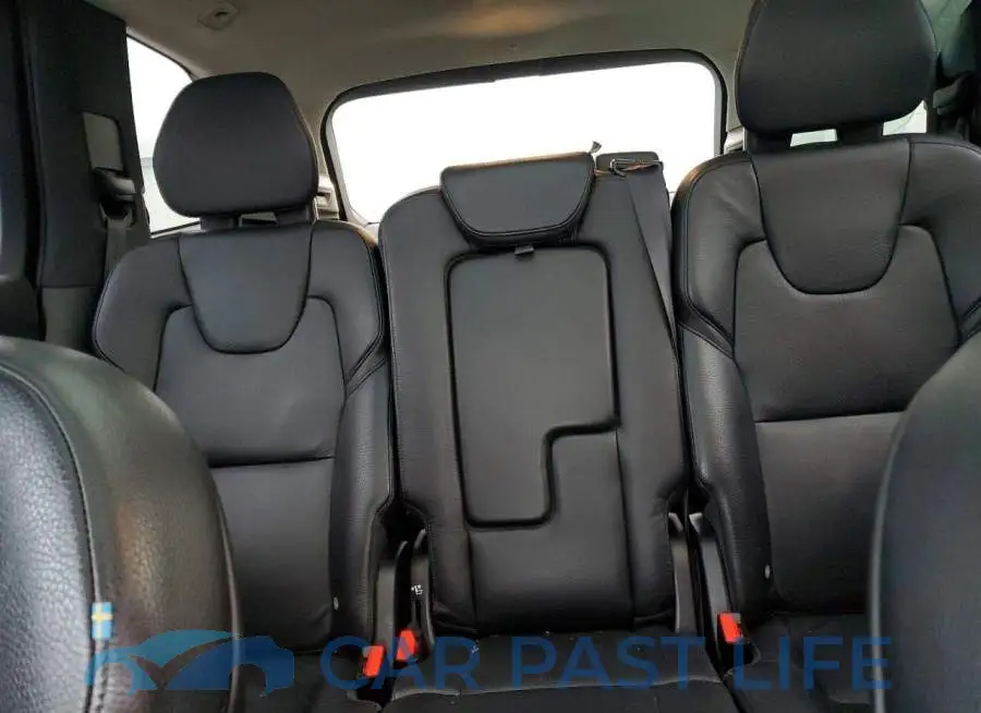 YV4A22PK2M1735285# 10