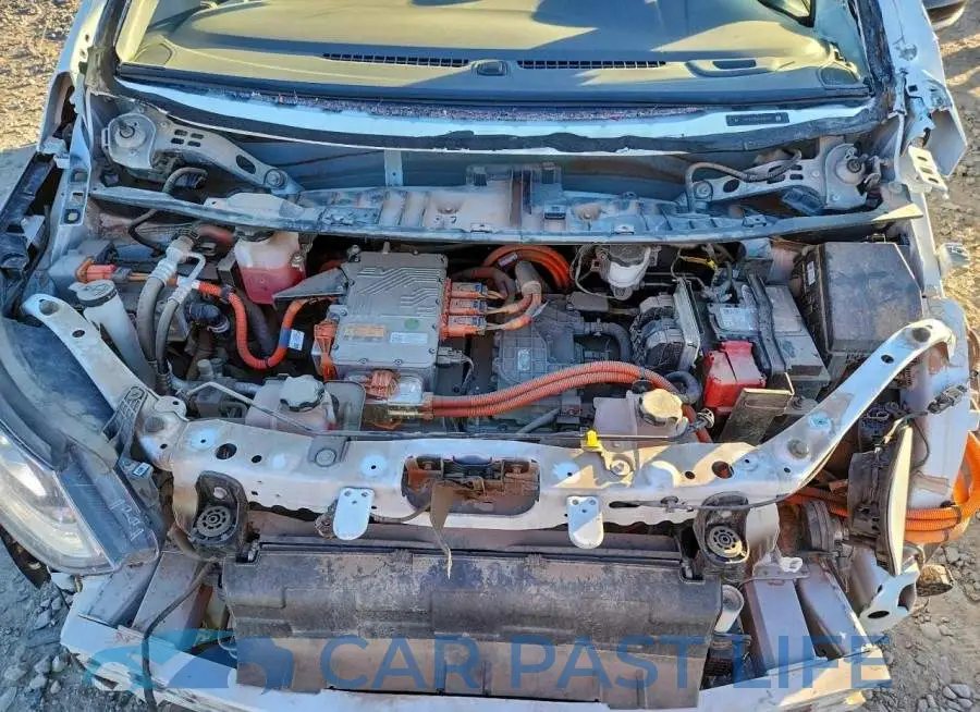 1G1FZ6S05K4108358# 11