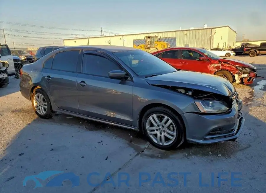 3VW2B7AJ6JM225070# 4