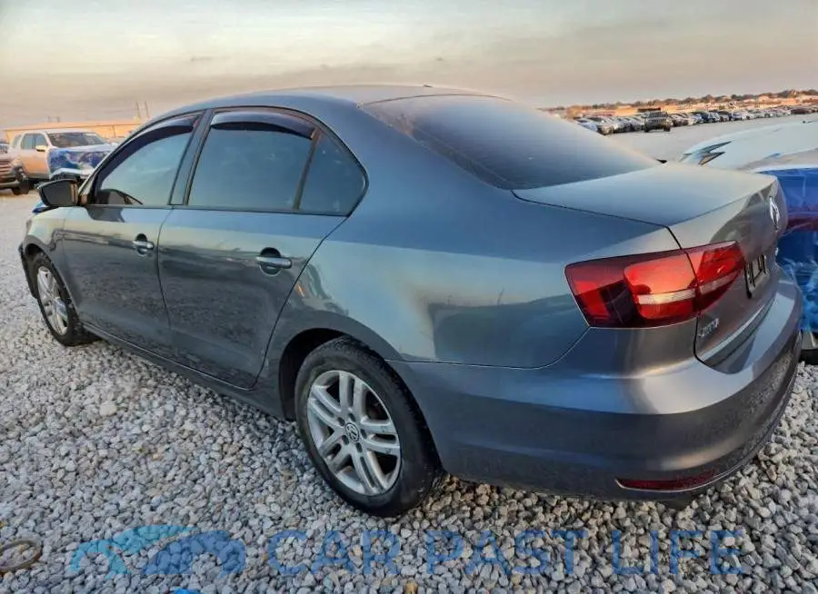 3VW2B7AJ6JM225070# 2