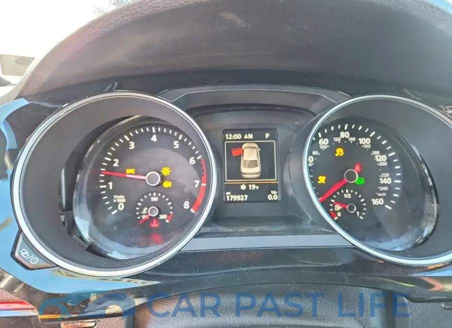 3VW4T7AJ2HM299814# 9