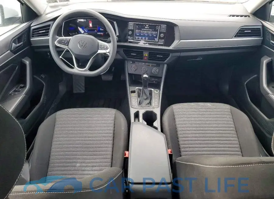 3VW5M7BU1PM034939# 8