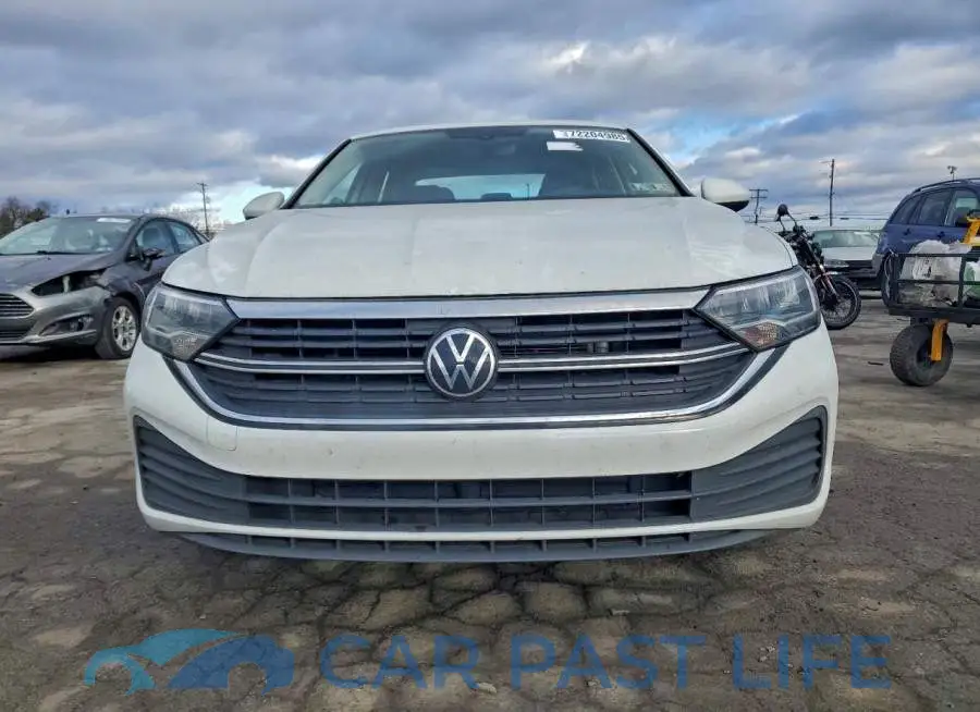 3VW5M7BU1PM034939# 5