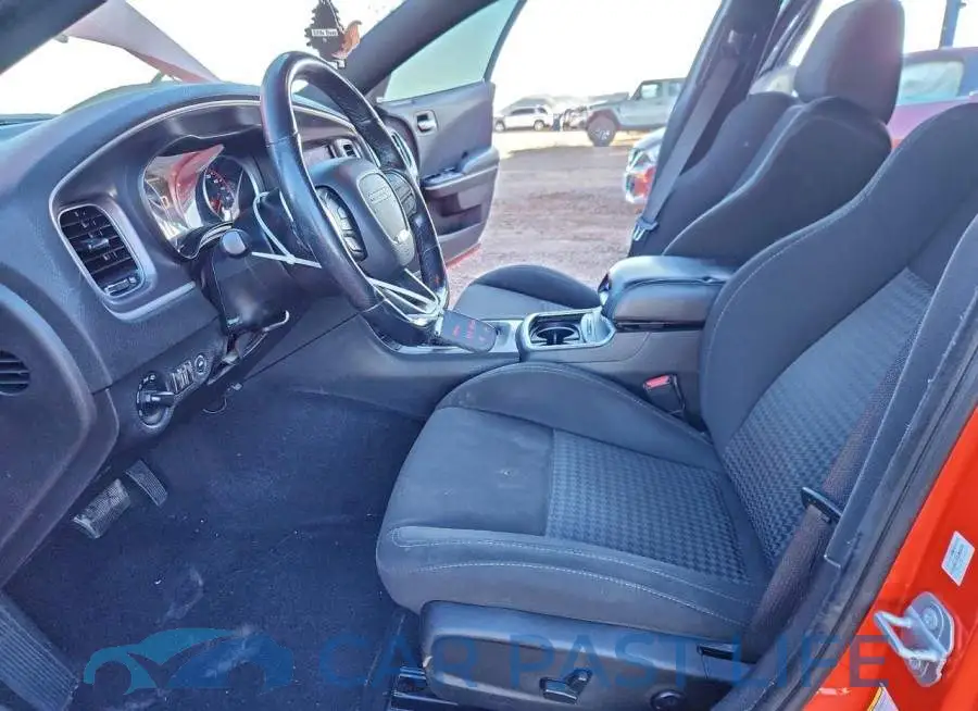 2C3CDXGJ7MH528441# 7