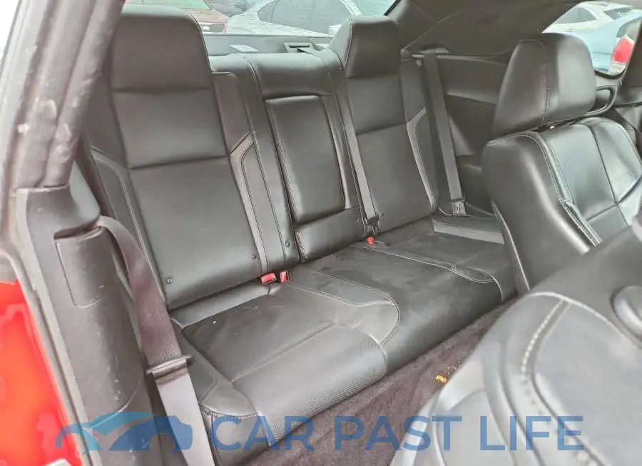 2C3CDZAG4JH305701# 10