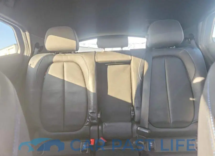 WBXYJ5C32JEF76623# 10