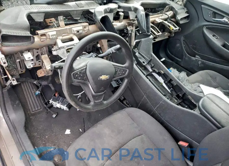 1G1ZD5ST1NF205260# 8