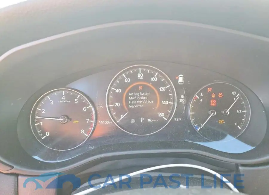 7MMVABDM8RN196555# 9