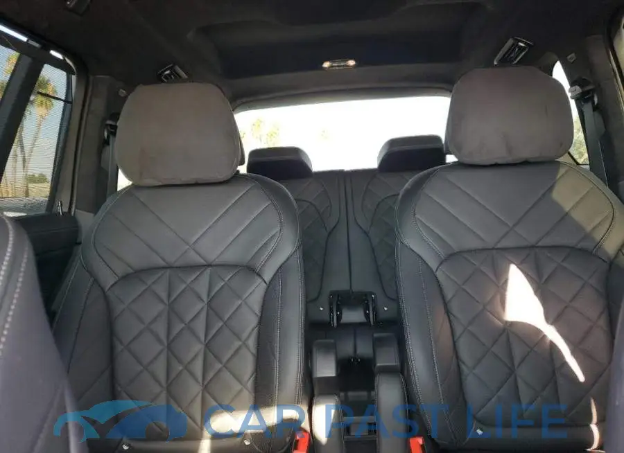 5UX23EM05P9R34957# 10