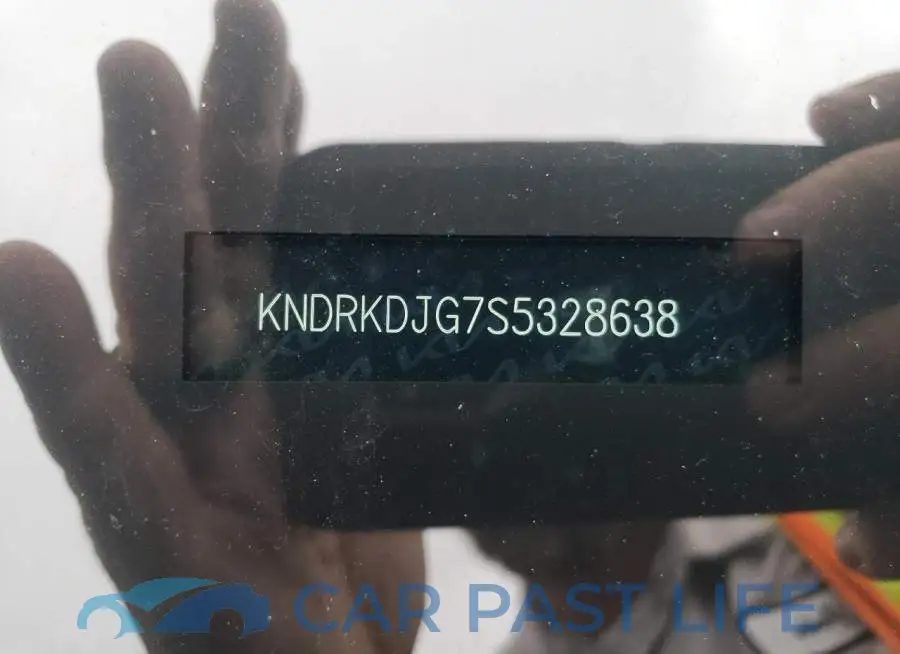 KNDRKDJG7S5328638# 14