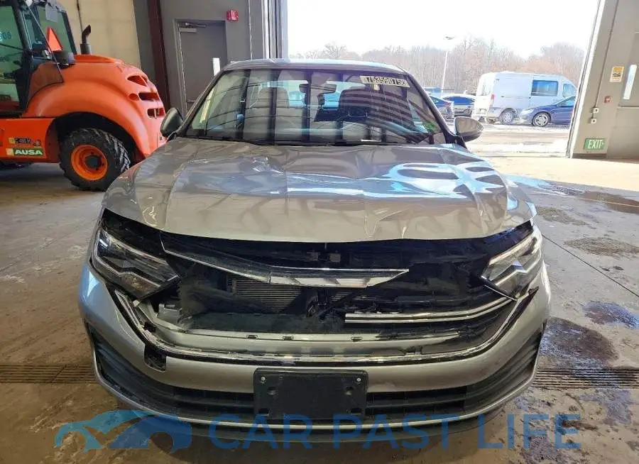 3VW5M7BU0RM092642# 5