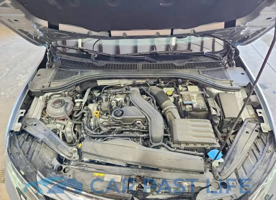 3VW5M7BU0RM092642# 11