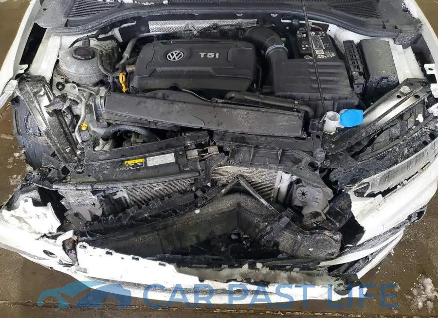 3VW5T7BU0MM104297# 11